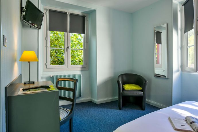 Imagen de la habitación del Hotel H&ocirc;tel du Ch&ecirc;ne. Foto 12