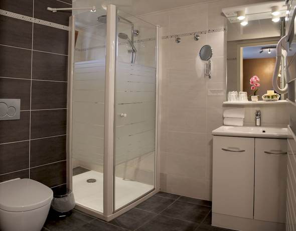 Imagen de la habitación del Hotel Hôtel du Crêt Rond - Logis. Foto 9