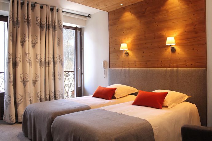 Imagen de la habitación del Hotel Hôtel du Crêt Rond - Logis. Foto 11