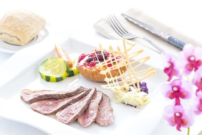 Imagen del bar/restaurante del Hotel Hôtel du Crêt Rond - Logis. Foto 3