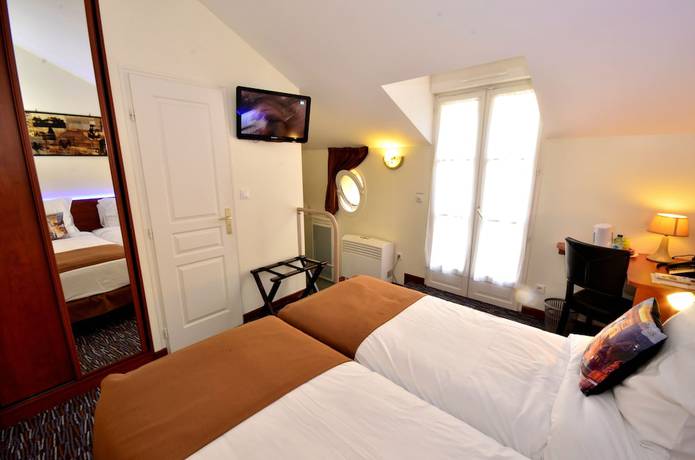 Imagen de la habitación del Hotel H&ocirc;tel du Fort. Foto 3