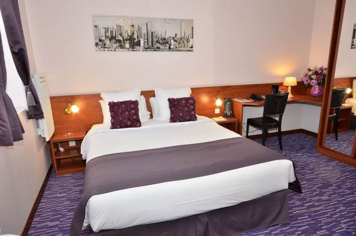 Imagen de la habitación del Hotel H&ocirc;tel du Fort. Foto 17