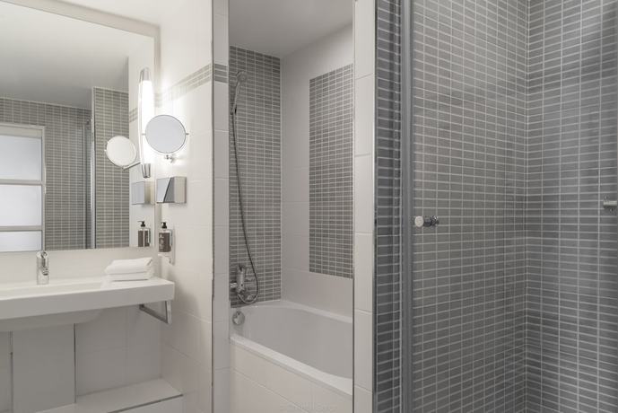 Imagen de la habitación del Hotel H&ocirc;tel du Golf. Foto 15