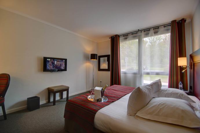 Imagen de la habitación del Hotel H&ocirc;tel du Golf. Foto 16