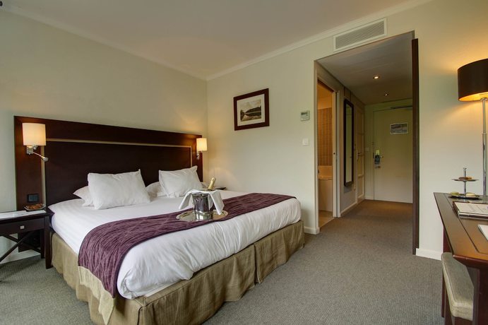Imagen de la habitación del Hotel H&ocirc;tel du Golf. Foto 18
