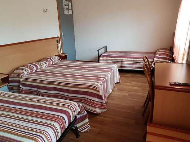 Imagen de la habitación del Hotel Hôtel du Lac. Foto 5