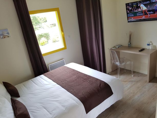 Imagen de la habitación del Hotel Hôtel du Large, PLOUGONVELIN. Foto 15