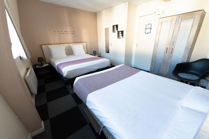 Imagen general del Hotel H&ocirc;tel du Lion d\'or, Bernay. Foto 11