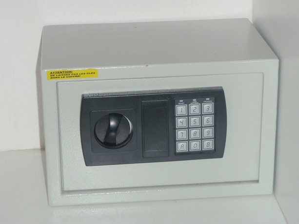 Imagen de la habitación del Hotel Hôtel du Maine, París. Foto 7