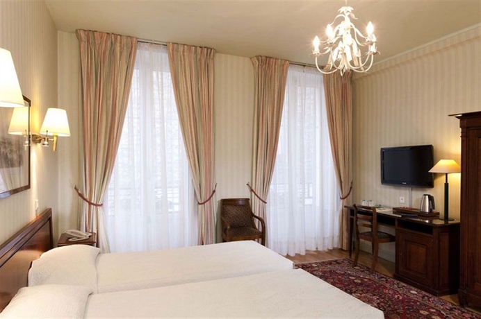Imagen de la habitación del Hotel H&ocirc;tel du Palais Bourbon. Foto 6