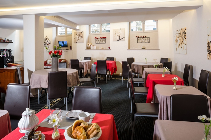 Imagen del bar/restaurante del Hotel H&ocirc;tel du Parc. Foto 6