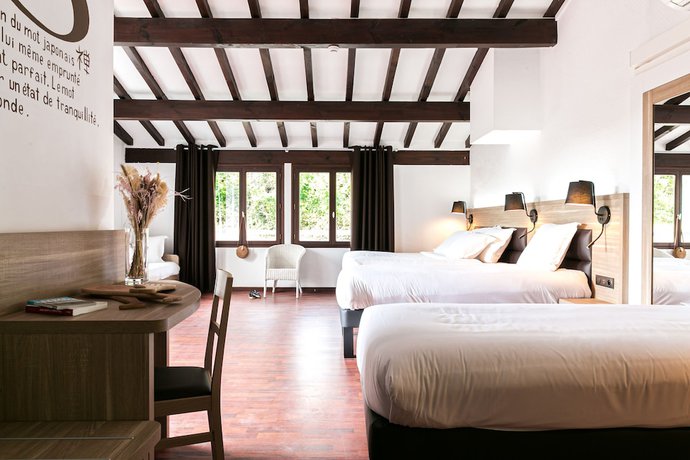 Imagen de la habitación del Hotel Hôtel du Pont d\'Ascain. Foto 4