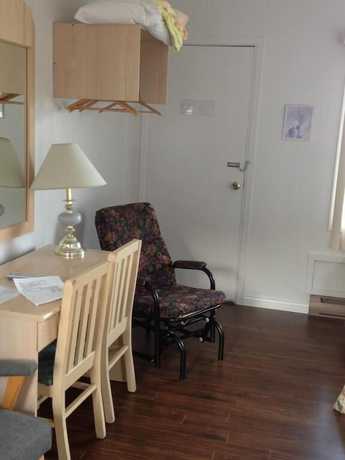 Imagen de la habitación del Hotel H&ocirc;tel du Rocher, Sainte-Madeleine-de-la-Rivi&egrave;re-Madeleine. Foto 4