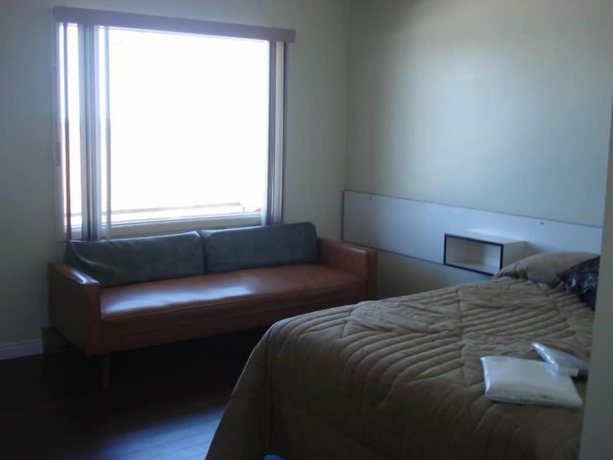 Imagen de la habitación del Hotel H&ocirc;tel du Rocher, Sainte-Madeleine-de-la-Rivi&egrave;re-Madeleine. Foto 14