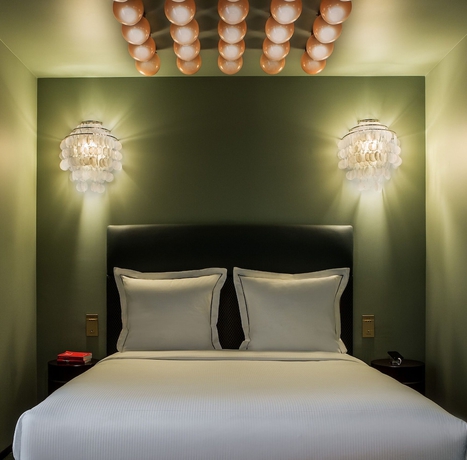 Imagen de la habitación del Hotel Hôtel du Rond-Point des Champs-Élysées. Foto 14