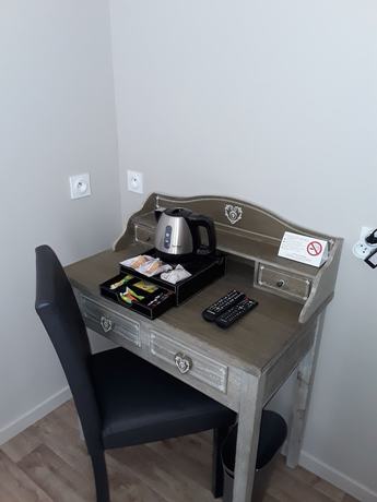 Imagen de la habitación del Hotel Hôtel du Viaduc. Foto 10