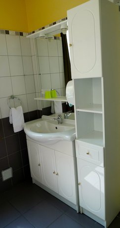 Imagen de la habitación del Hotel H&ocirc;tel du petit baigneur. Foto 11