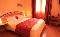 Imagen general del Hotel Hôtel et Résidence Les Arches. Foto 3