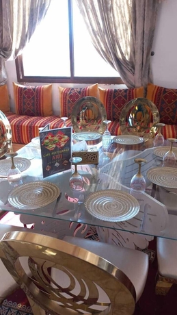 Imagen del bar/restaurante del Hotel H&ocirc;tel et Restaurant Kinan. Foto 4
