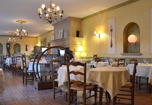Imagen general del Hotel H&ocirc;tel et Restaurant Le Manoir - Echangeur A7-A9 - 24h-24h. Foto 6