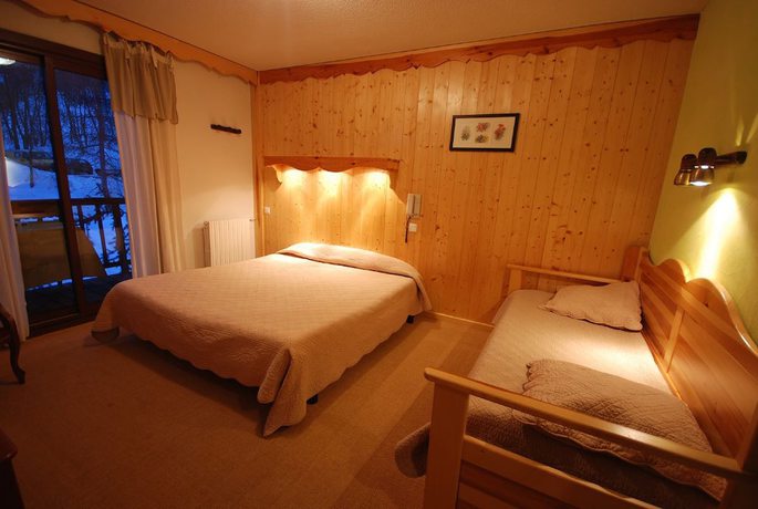 Imagen de la habitación del Hotel Hôtel l\'Aiglière. Foto 2