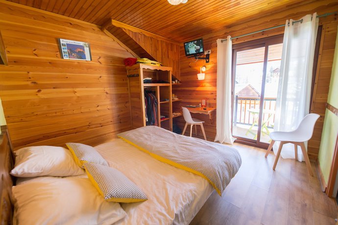 Imagen de la habitación del Hotel Hôtel l\'Aiglière. Foto 5