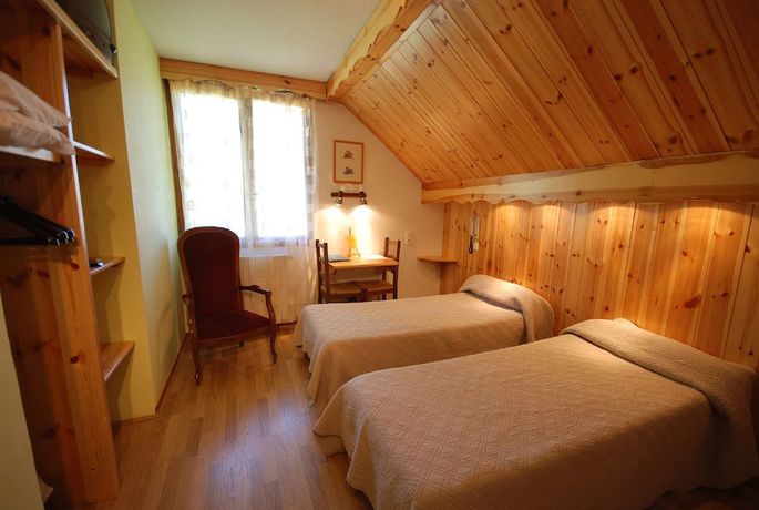 Imagen de la habitación del Hotel Hôtel l\'Aiglière. Foto 10