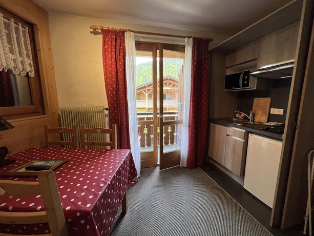 Imagen de la habitación del Hotel Hôtel l\'Igloo. Foto 13