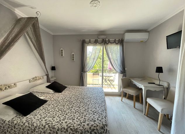 Imagen de la habitación del Hotel H&ocirc;tel l\'Orangeraie. Foto 4