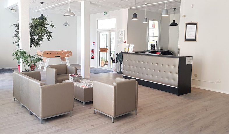 Imagen de los interiores del Hotel H&ocirc;tel la B&eacute;rang&egrave;re, Perouges. Foto 20