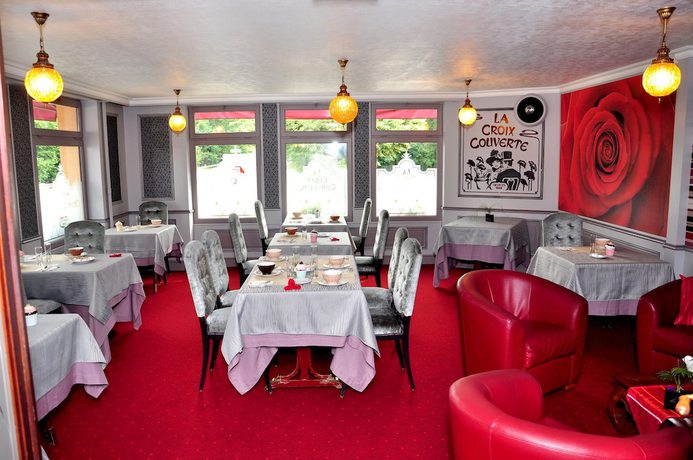 Imagen del bar/restaurante del Hotel Hôtel la Croix Couverte. Foto 7