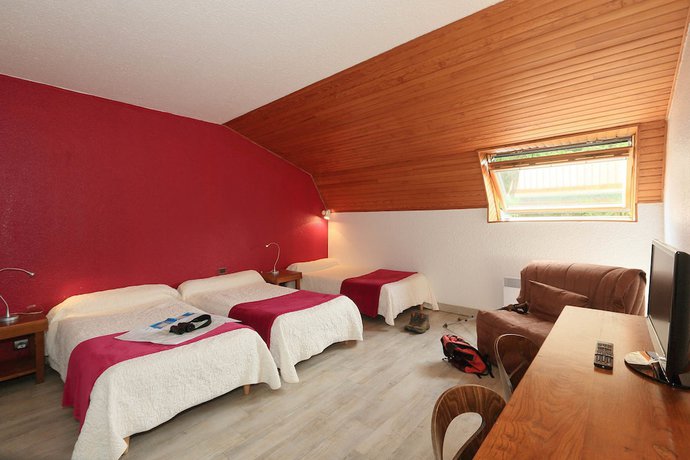 Imagen de la habitación del Hotel H&ocirc;tel la Randonn&eacute;e, Nasbinals. Foto 16