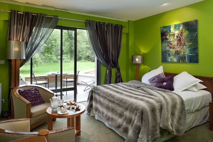 Imagen de la habitación del Hotel Hôtel la Source Bleue. Foto 12