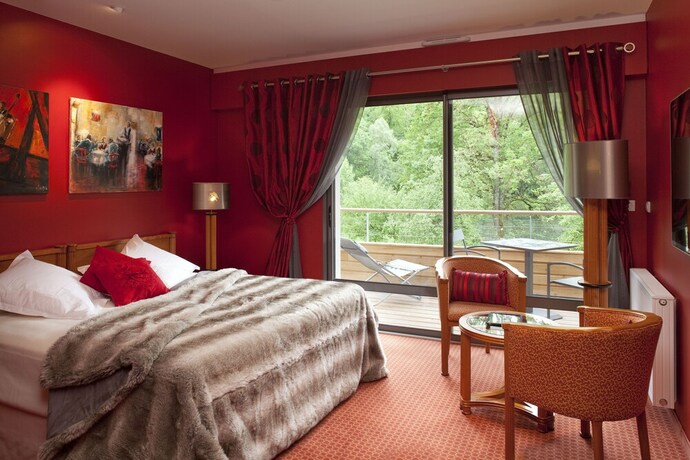 Imagen de la habitación del Hotel Hôtel la Source Bleue. Foto 20