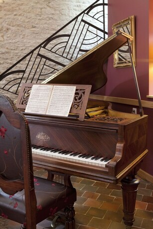 Imagen general del Hotel Hôtel la Source Bleue. Foto 8