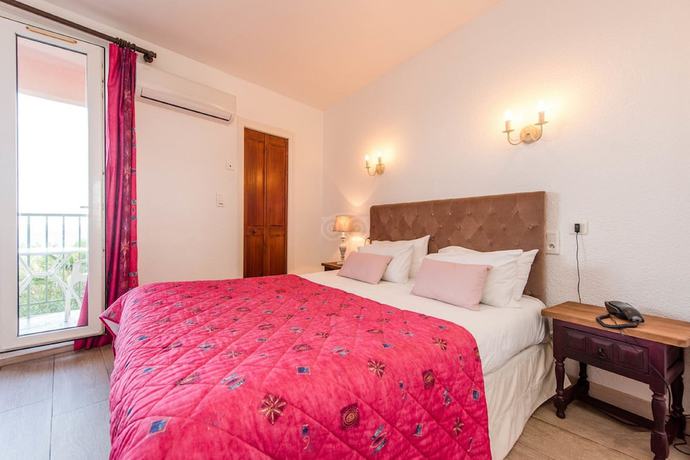 Imagen de la habitación del Hotel H&ocirc;tel le Catalan Restaurant Le Miradou. Foto 9