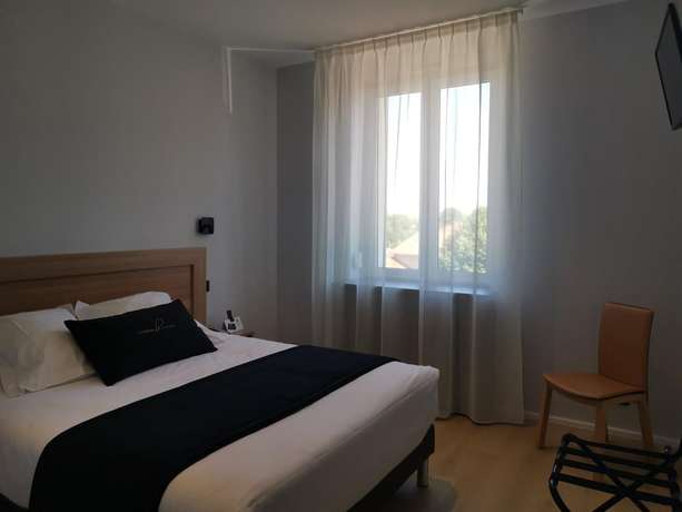 Imagen de la habitación del Hotel H&ocirc;tel le Ch&acirc;teau Blanchard. Foto 7