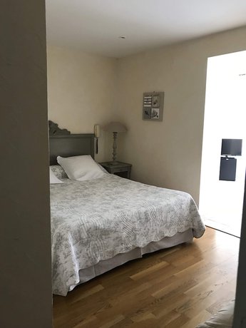 Imagen de la habitación del Hotel H&ocirc;tel le Chatellier. Foto 15