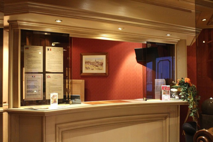 Imagen de los interiores del Hotel Hôtel le Mittelwihr. Foto 18