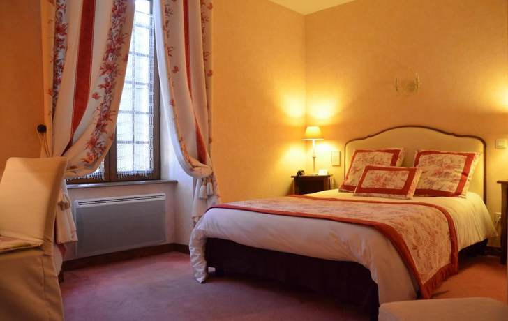 Imagen de la habitación del Hotel H&ocirc;tel le Relais, Hauterives. Foto 10