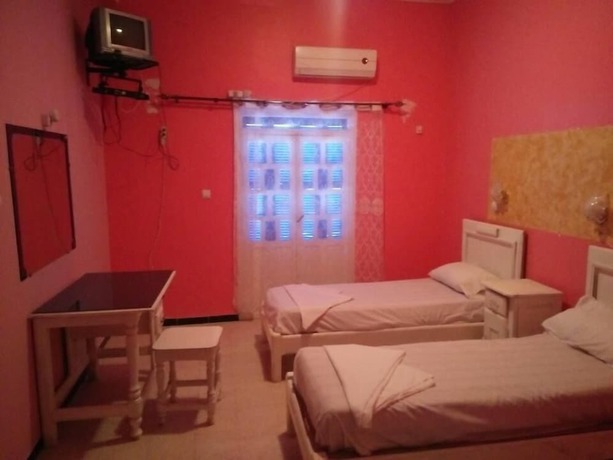 Imagen de la habitación del Hotel H&ocirc;tel le V. Rocher. Foto 7