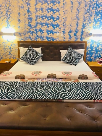 Imagen de la habitación del Hotel H&ocirc;tel le palace des rois. Foto 10