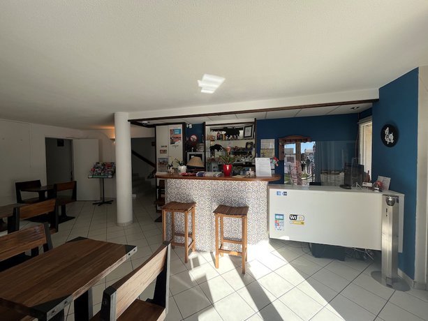 Imagen de los interiores del Hotel H&ocirc;tel les Arcades, Saintes Maries de la Mer. Foto 17