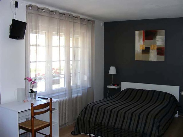 Imagen de la habitación del Hotel H&ocirc;tel les Boucles de Meuse. Foto 10