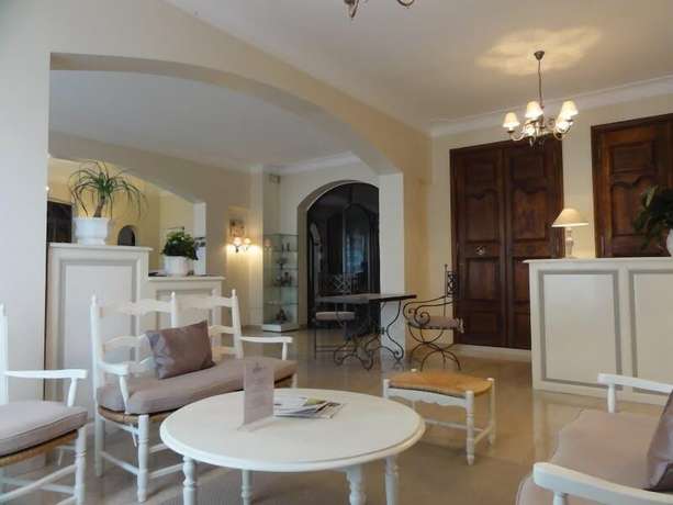 Imagen de los interiores del Hotel Hôtel les Echevins. Foto 17