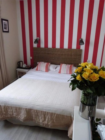 Imagen de la habitación del Hotel Hôtel les Embruns. Foto 11