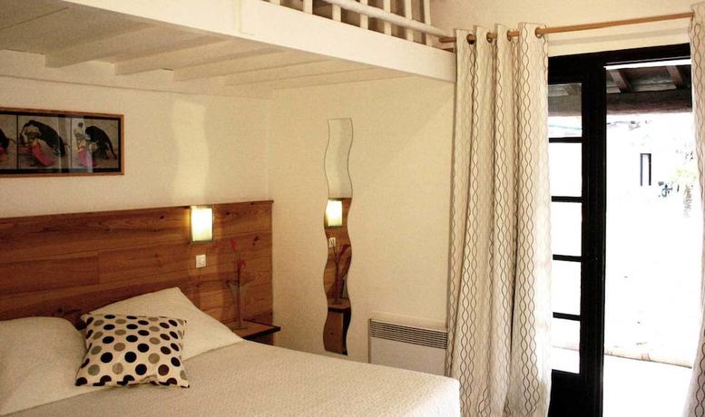 Imagen de la habitación del Hotel H&ocirc;tel les Rizi&egrave;res. Foto 5