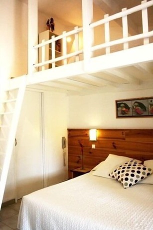 Imagen de la habitación del Hotel H&ocirc;tel les Rizi&egrave;res. Foto 9