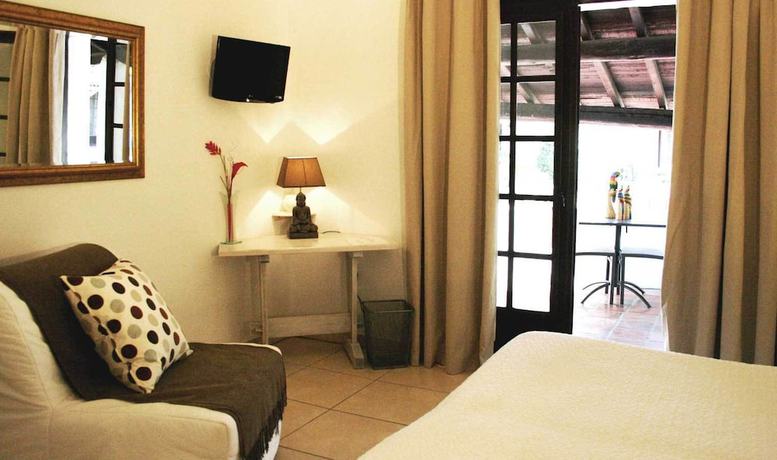 Imagen de la habitación del Hotel H&ocirc;tel les Rizi&egrave;res. Foto 10