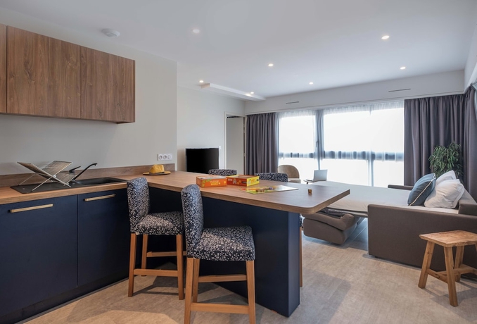 Imagen de la habitación del Hotel H&ocirc;tel l\'escale marine. Foto 11